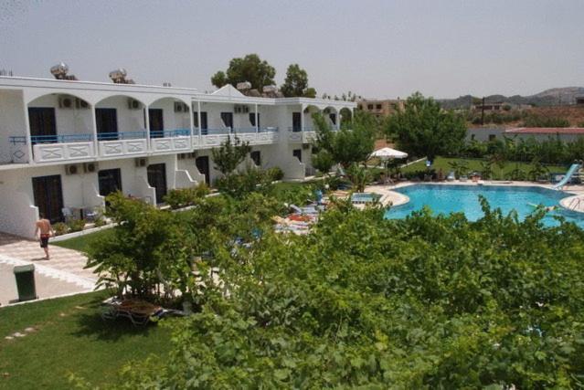 Garden Hotel Pastida Dış mekan fotoğraf